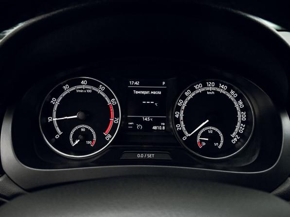 Skoda Rapid I Рестайлинг с пробегом 2017 года, цена 1 375 000 рублей, 151594 км, лифтбек, Автокод Объявления