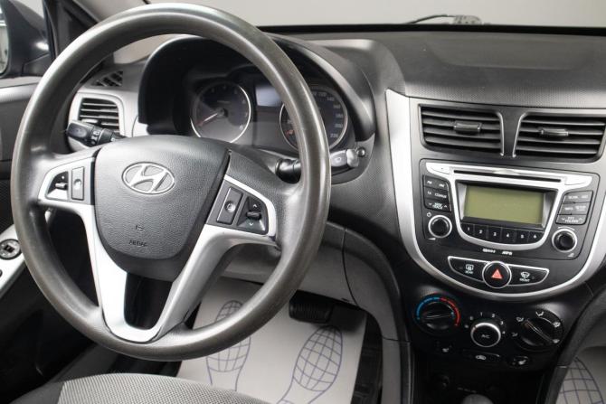 Hyundai Solaris I с пробегом 2011 года, цена 789 000 рублей, 216353 км, седан, Автокод Объявления
