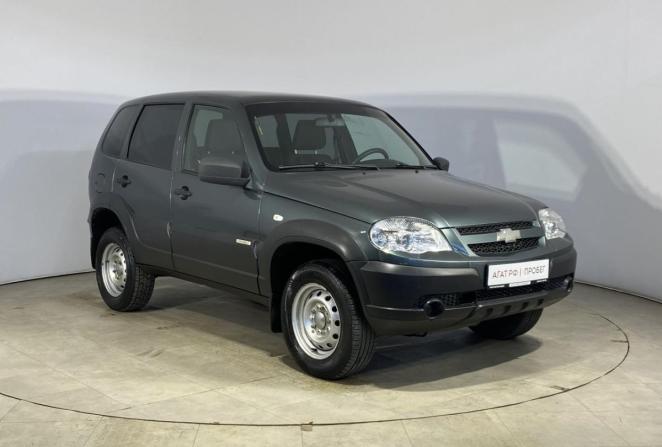 Chevrolet Niva I Рестайлинг с пробегом 2017 года, цена 735 000 рублей, 139400 км, внедорожник, Автокод Объявления