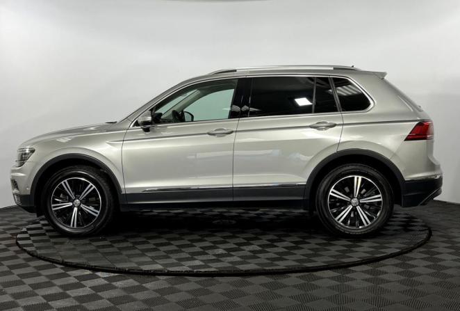 Volkswagen Tiguan II с пробегом 2018 года, цена 2 780 000 рублей, 113004 км, внедорожник, Автокод Объявления