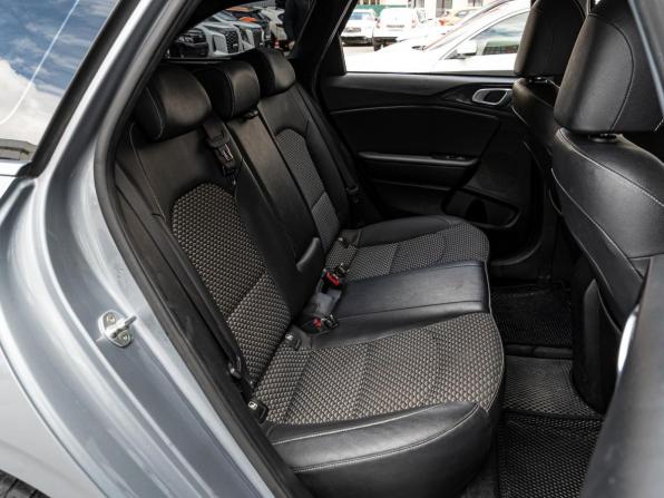 Kia Ceed III Рестайлинг с пробегом 2022 года, цена 2 220 000 рублей, 85948 км, универсал, Автокод Объявления