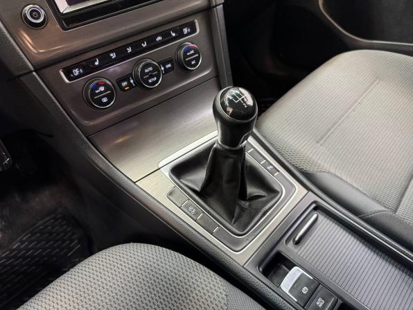 Volkswagen Golf VII с пробегом 2012 года, цена 855 000 рублей, 255011 км, хэтчбек, Автокод Объявления