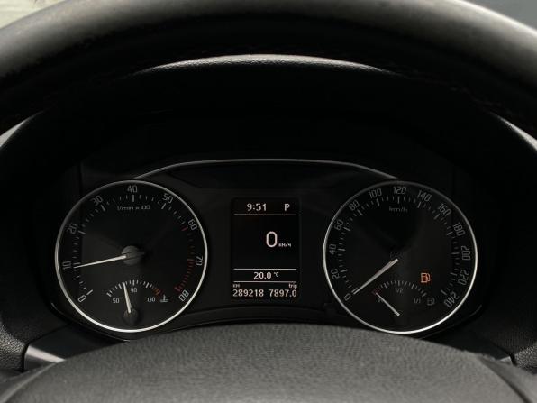 Skoda Octavia II (A5) Рестайлинг с пробегом 2010 года, цена 659 000 рублей, 289217 км, лифтбек, Автокод Объявления