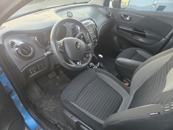 Renault Kaptur I с пробегом 2017 года, цена 1 049 000 рублей, 215000 км, внедорожник, Автокод Объявления
