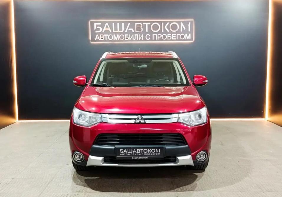 Mitsubishi Outlander III Рестайлинг Уфа  - изображение 2