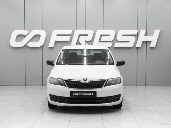Skoda Rapid I с пробегом 2015 года, цена 670 000 рублей, 183974 км, лифтбек, Автокод Объявления