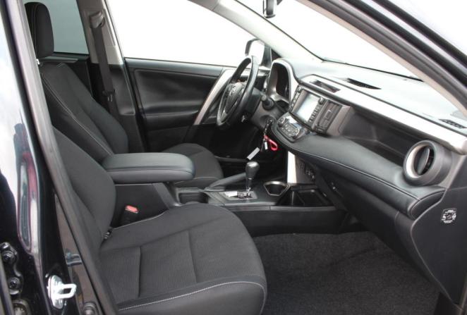 Toyota RAV4 IV (XA40) Рестайлинг с пробегом 2017 года, цена 2 680 000 рублей, 61848 км, внедорожник, Автокод Объявления
