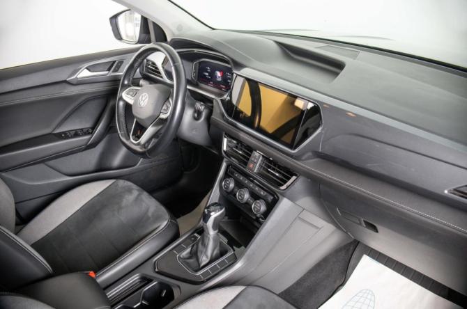 Volkswagen Taos I с пробегом 2021 года, цена 2 609 000 рублей, 80000 км, внедорожник, Автокод Объявления