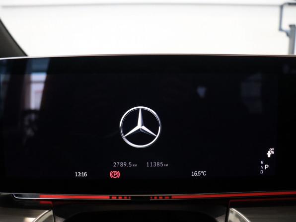 Mercedes-Benz V-Класс III (W447) Рестайлинг 2 с пробегом 2025 года, цена 12 990 000 рублей, 11385 км, минивэн, Автокод Объявления
