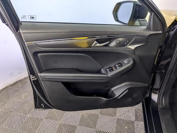 Haval Jolion I с пробегом 2023 года, цена 1 470 000 рублей, 81908 км, внедорожник, Автокод Объявления
