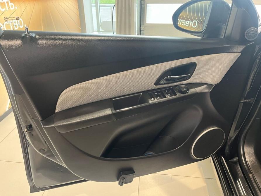 Chevrolet Cruze I Екатеринбург  - изображение 8