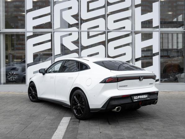 Changan UNI-V I с пробегом 2024 года, цена 2 457 000 рублей, 7992 км, лифтбек, Автокод Объявления