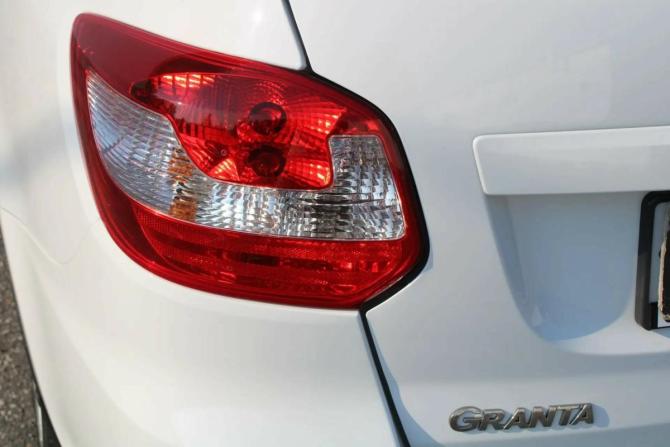 Lada (ВАЗ) Granta I Рестайлинг с пробегом 2023 года, цена 735 000 рублей, 60000 км, лифтбек, Автокод Объявления