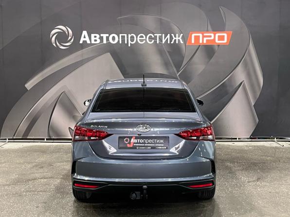 Hyundai Solaris II Рестайлинг с пробегом 2021 года, цена 1 440 000 рублей, 108787 км, седан, Автокод Объявления