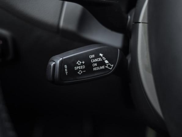 Audi Q5 I (8R) Рестайлинг с пробегом 2013 года, цена 2 099 000 рублей, 157272 км, внедорожник, Автокод Объявления