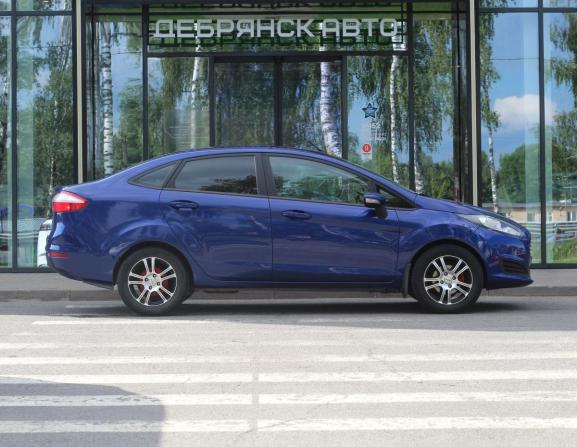 Ford Fiesta Mk6 Рестайлинг с пробегом 2016 года, цена 860 000 рублей, 124594 км, седан, Автокод Объявления