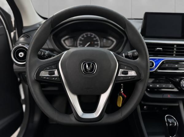 Changan Alsvin с пробегом 2024 года, цена 1 549 000 рублей, 2500 км, седан, Автокод Объявления
