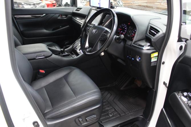 Toyota Alphard III Рестайлинг с пробегом 2019 года, цена 6 148 000 рублей, 64958 км, минивэн, Автокод Объявления