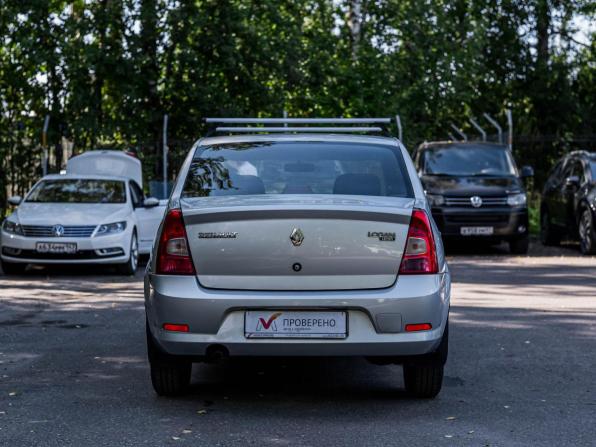 Renault Logan I Рестайлинг с пробегом 2013 года, цена 330 000 рублей, 218236 км, седан, Автокод Объявления