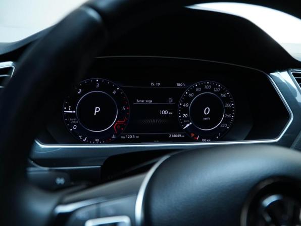 Volkswagen Tiguan II с пробегом 2017 года, цена 1 799 777 рублей, 214049 км, внедорожник, Автокод Объявления