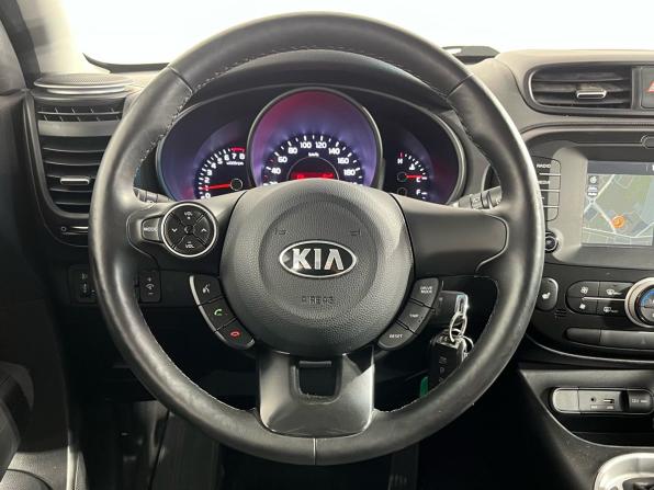 Kia Soul II Рестайлинг с пробегом 2018 года, цена 1 745 000 рублей, 74344 км, хэтчбек, Автокод Объявления
