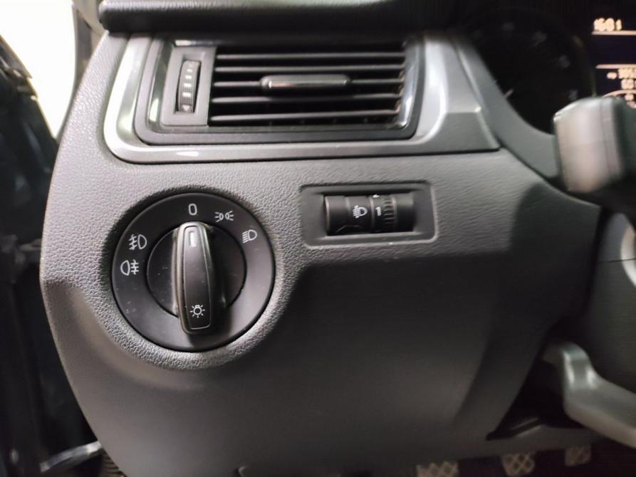 Skoda Rapid I Москва  - изображение 18