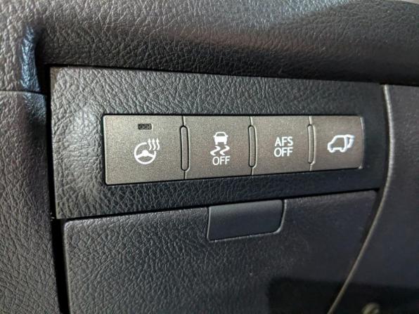 Lexus LX III Рестайлинг с пробегом 2013 года, цена 5 590 000 рублей, 110022 км, внедорожник, Автокод Объявления