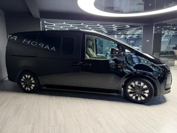 Hyundai Staria I с пробегом 2022 года, цена 5 150 000 рублей, 87507 км, минивэн, Автокод Объявления