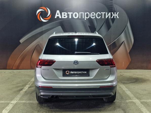 Volkswagen Tiguan II с пробегом 2018 года, цена 3 050 000 рублей, 94645 км, внедорожник, Автокод Объявления