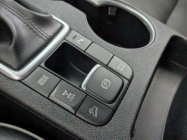 Kia Sportage IV Рестайлинг с пробегом 2021 года, цена 2 750 000 рублей, 76347 км, внедорожник, Автокод Объявления