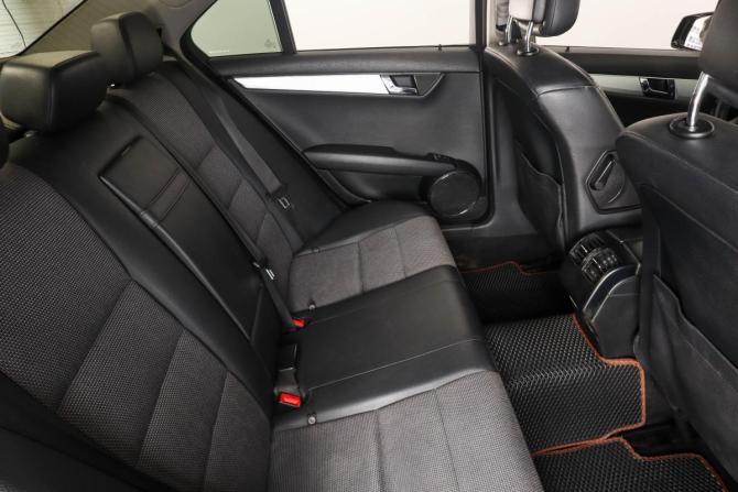 Mercedes-Benz C-Класс III (W204) с пробегом 2010 года, цена 949 000 рублей, 296000 км, седан, Автокод Объявления