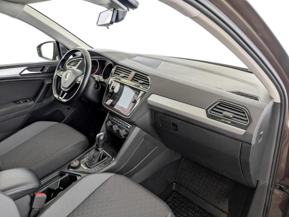 Volkswagen Tiguan II с пробегом 2020 года, цена 2 555 000 рублей, 97125 км, внедорожник, Автокод Объявления