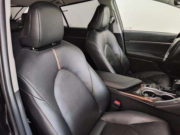 Toyota Camry VIII (XV70) с пробегом 2019 года, цена 2 290 000 рублей, 188578 км, седан, Автокод Объявления