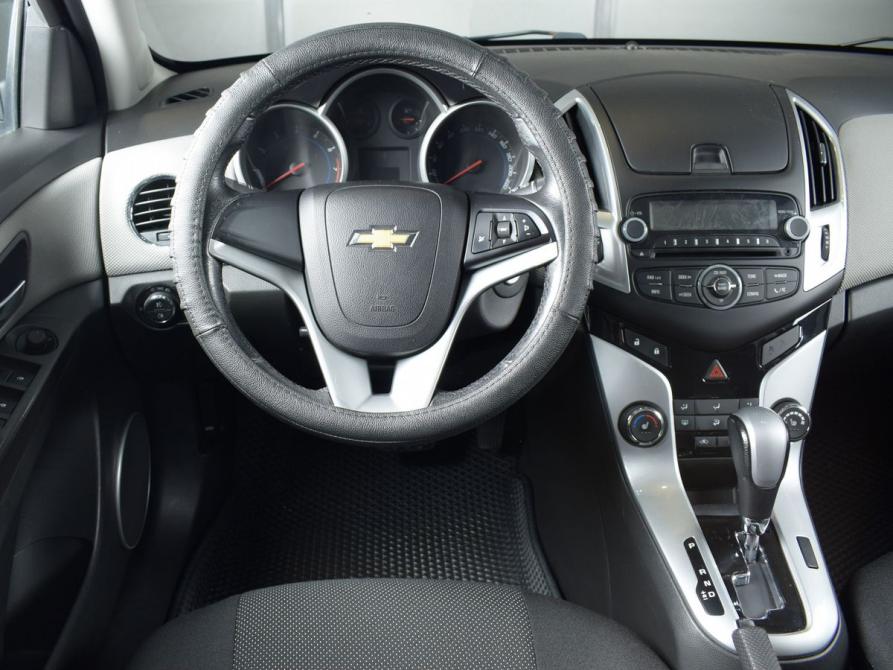 Chevrolet Cruze I Рестайлинг Кемерово  - изображение 8