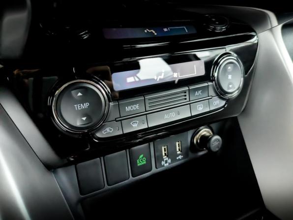Mitsubishi Eclipse Cross I Рестайлинг с пробегом 2022 года, цена 2 690 000 рублей, 6000 км, внедорожник, Автокод Объявления