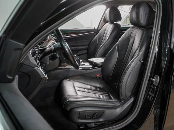BMW 5 серии VII (G30/G31/G38) с пробегом 2019 года, цена 3 399 000 рублей, 132524 км, седан, Автокод Объявления