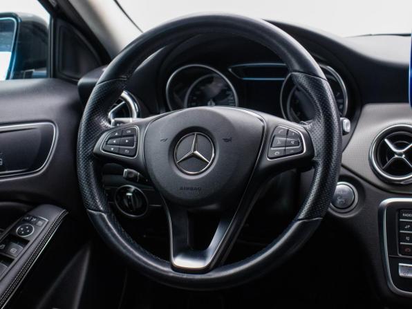 Mercedes-Benz GLA I (X156) Рестайлинг с пробегом 2018 года, цена 2 170 000 рублей, 119480 км, внедорожник, Автокод Объявления