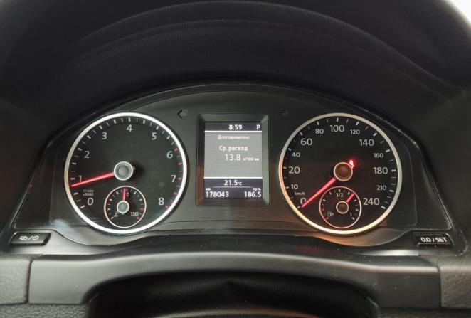 Volkswagen Tiguan I Рестайлинг с пробегом 2013 года, цена 1 370 000 рублей, 178043 км, внедорожник, Автокод Объявления