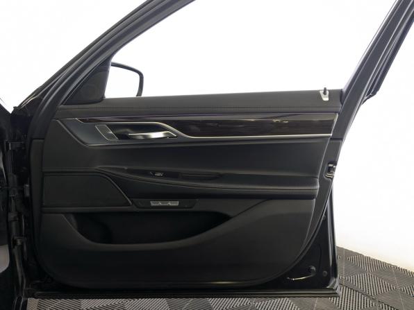 BMW 7 серии VI (G11/G12) с пробегом 2016 года, цена 2 950 000 рублей, 179329 км, седан, Автокод Объявления