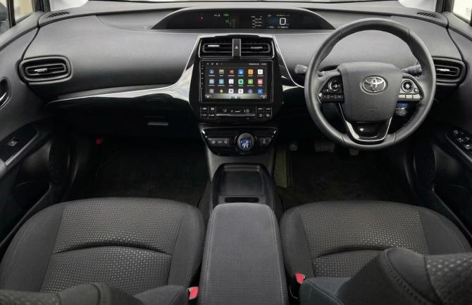Toyota Prius IV Рестайлинг (XW50) с пробегом 2019 года, цена 1 950 000 рублей, 150877 км, лифтбек, Автокод Объявления