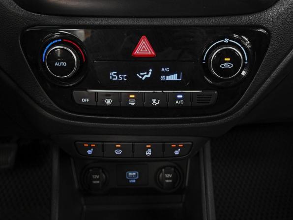 Hyundai Solaris II с пробегом 2019 года, цена 1 378 000 рублей, 106922 км, седан, Автокод Объявления