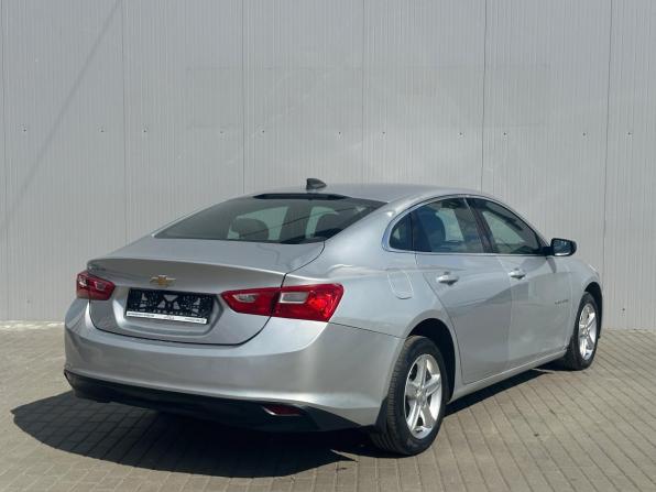 Chevrolet Malibu IX Рестайлинг с пробегом 2020 года, цена 1 410 000 рублей, 52696 км, седан, Автокод Объявления