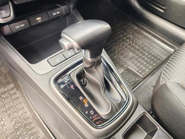 Kia Rio IV Рестайлинг с пробегом 2021 года, цена 1 783 500 рублей, 42837 км, седан, Автокод Объявления