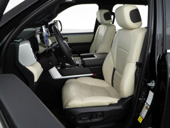 Toyota Tundra III с пробегом 2022 года, цена 7 999 055 рублей, 28022 км, offers.body_type.unknown, Автокод Объявления