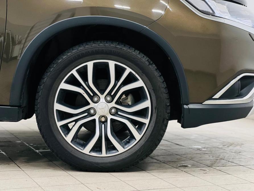 Mitsubishi Outlander III Рестайлинг 3 Кемерово  - изображение 6