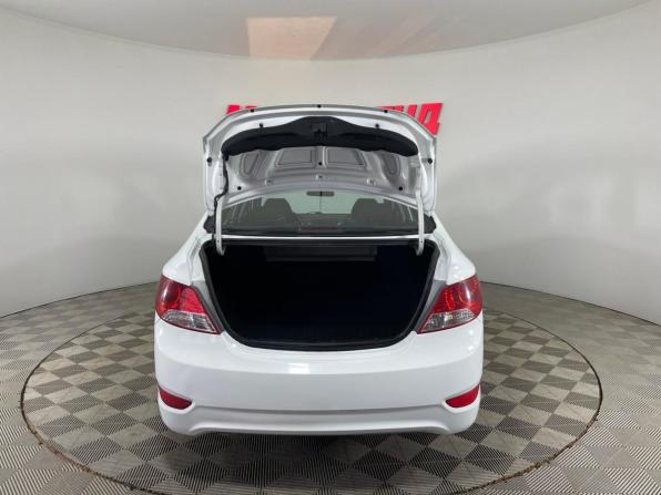 Hyundai Solaris I с пробегом 2013 года, цена 674 000 рублей, 181355 км, седан, Автокод Объявления