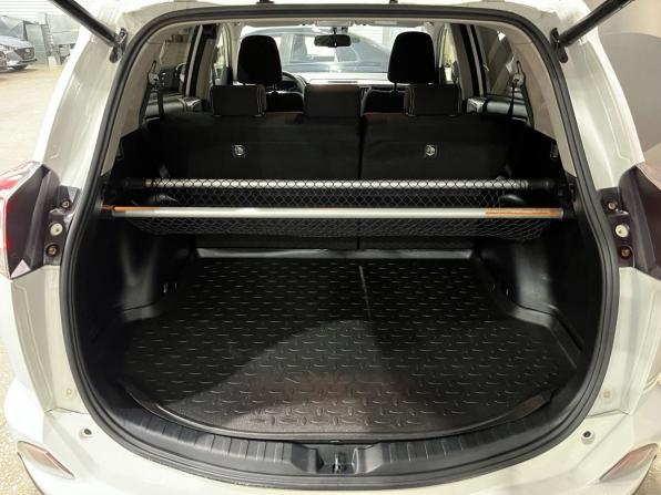 Toyota RAV4 IV (XA40) Рестайлинг с пробегом 2016 года, цена 2 030 000 рублей, 127355 км, внедорожник, Автокод Объявления