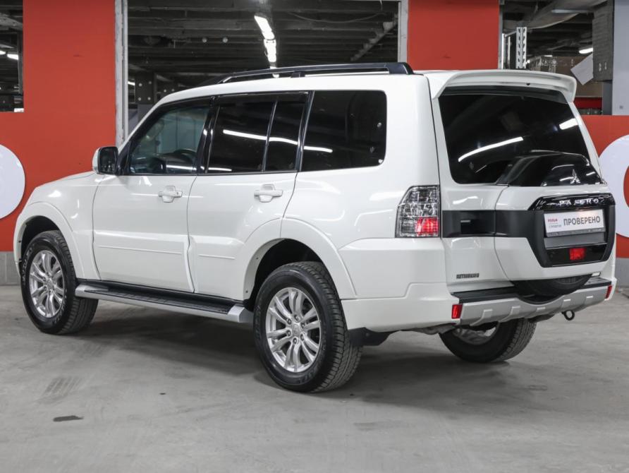 Mitsubishi Pajero IV Рестайлинг 2 Москва  - изображение 8