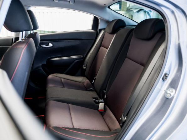 Kia Rio IV Рестайлинг с пробегом 2020 года, цена 1 620 000 рублей, 130040 км, седан, Автокод Объявления