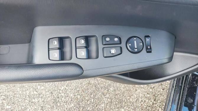 Hyundai Solaris II Рестайлинг с пробегом 2021 года, цена 1 515 000 рублей, 101900 км, седан, Автокод Объявления